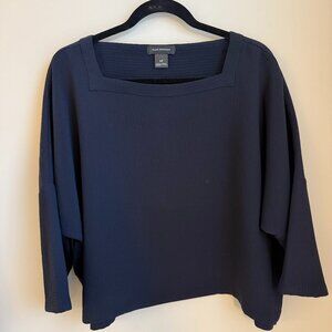 Club Monaco Navy Textured Blue Top / Blouse Sz Small